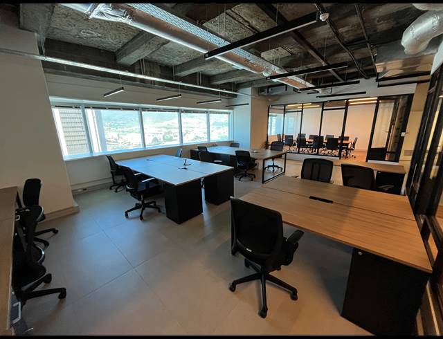 197M² OFFICE TO LET IN FORESHORE